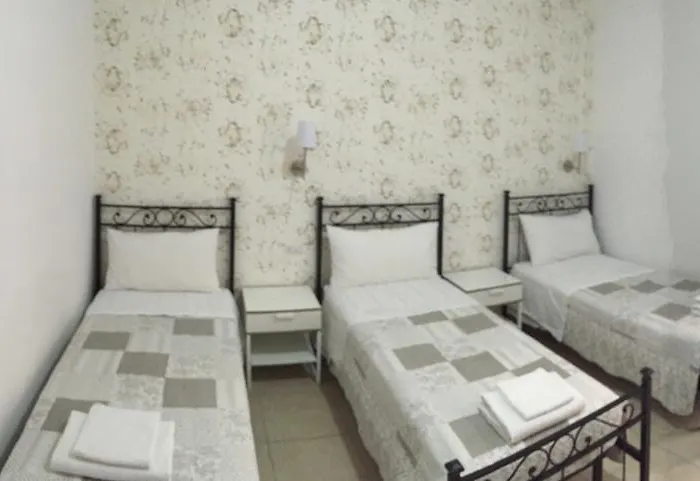 Tongfub&b