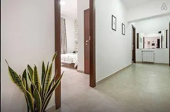 Tongfub&b רומא