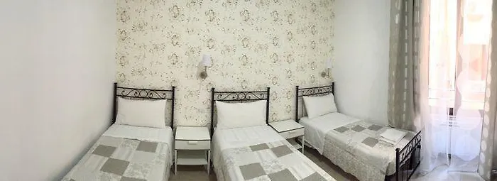 Tongfub&b Bed & Breakfast Roma